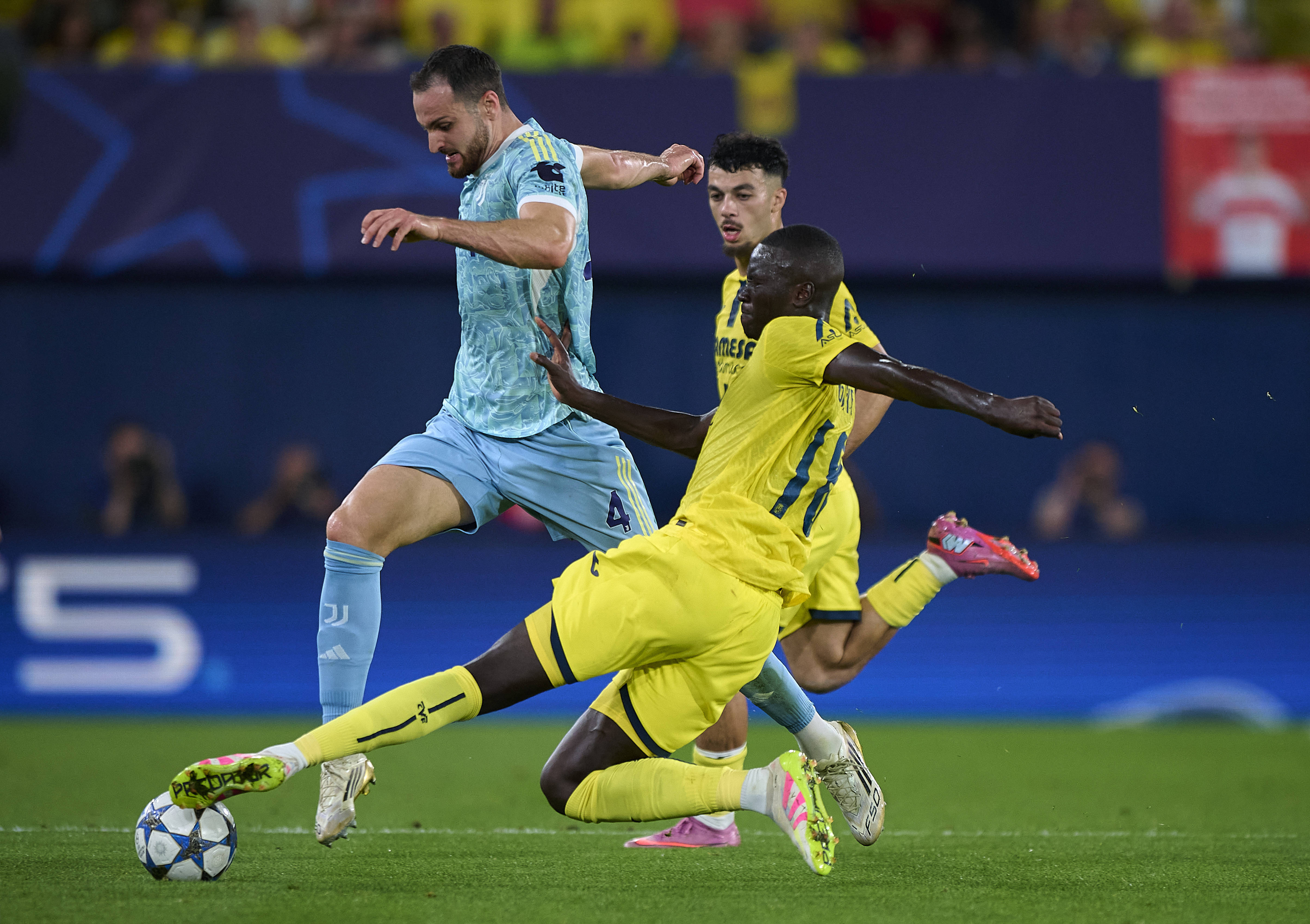 亚冠次回合爆出冷门！尤文图斯横扫北京国安，争冠形势突变的简单介绍